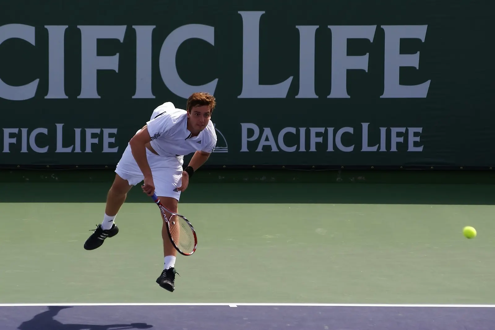 Ernests Gulbis serving to David Nalbandian at the 2008 Pacific Life Open; photographer IvanAndreevich; CC BY 3.0. Source: https://commons.wikimedia.org/wiki/File:Ernests_Gulbis_Serve_01.jpg. Attribution: IvanAndreevich, CC BY 3.0, via Wikimedia Commons.