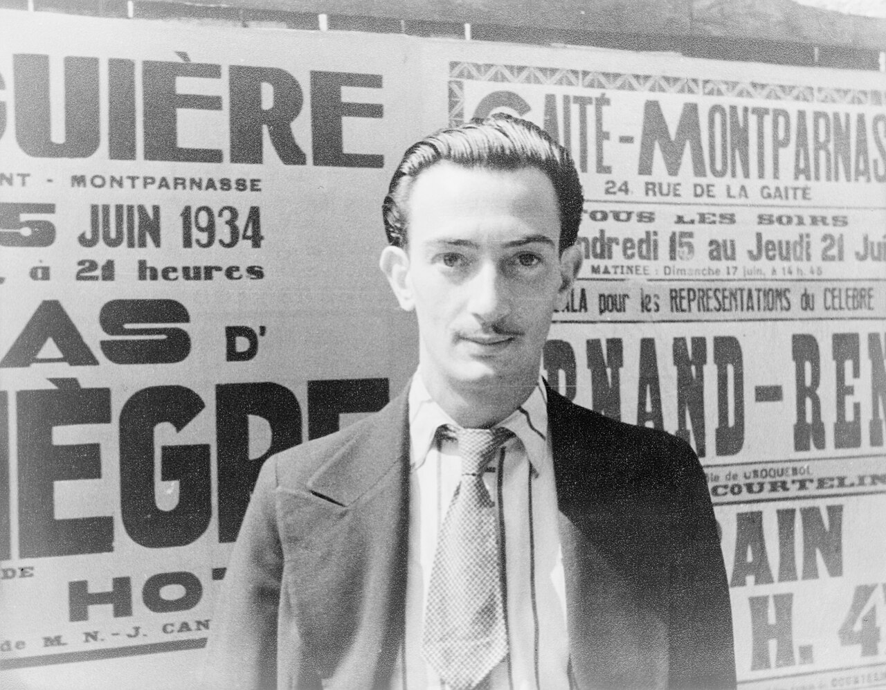 Salvador Dalí photographed in Paris by Carl Van Vechten; Library of Congress/Wikimedia Commons, public domain. Source: https://commons.wikimedia.org/wiki/File:Portrait_of_Salvador_Dali,_Paris,_LOC_4483943847.jpg. Reused from fact 2432. This does not document the New York arrival.
