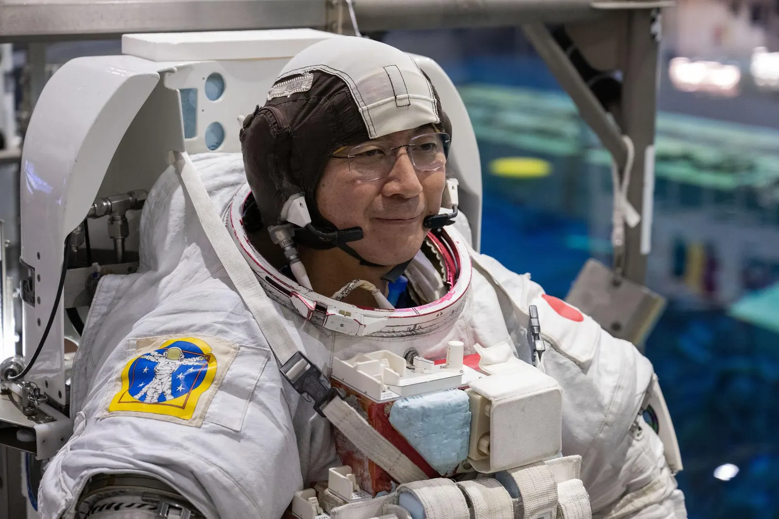 NASA/JSC image jsc2024e028394, JAXA astronaut Kimiya Yui during spacewalk training at the Neutral Buoyancy Laboratory, 25 April 2024. NASA/James Blair. Source: https://images-assets.nasa.gov/image/jsc2024e028394/jsc2024e028394~large.jpg.