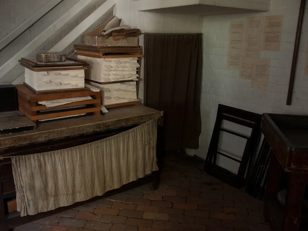 printed sheets stacked at the Colonial Williamsburg printing office, photographed 10 November 2013; contextual image for print production, not Guinness applications. Maggie McCain, Wikimedia Commons, https://commons.wikimedia.org/wiki/File:Stacks_of_printed_documents.jpg, CC BY 2.0 (https://creativecommons.org/licenses/by/2.0/). Attribution: Maggie McCain, “Stacks of printed documents,” CC BY 2.0, via Wikimedia Commons. Checked 2026-10-18.
