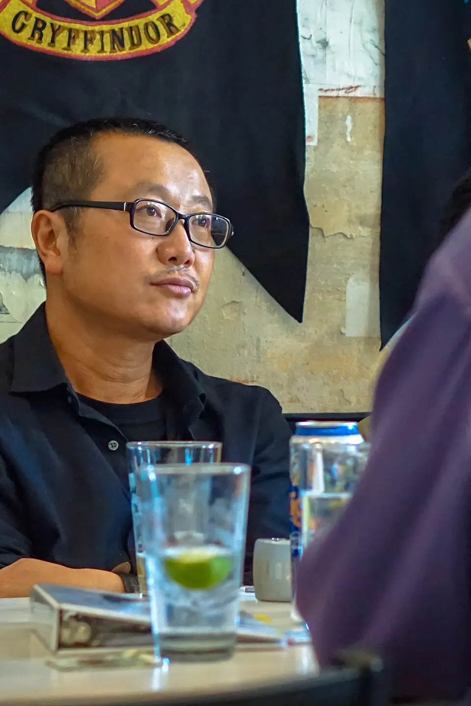 Лю Цисінь на літературному заході, 6 червня 2015 року. / Liu Cixin at a literary event, 6 June 2015.