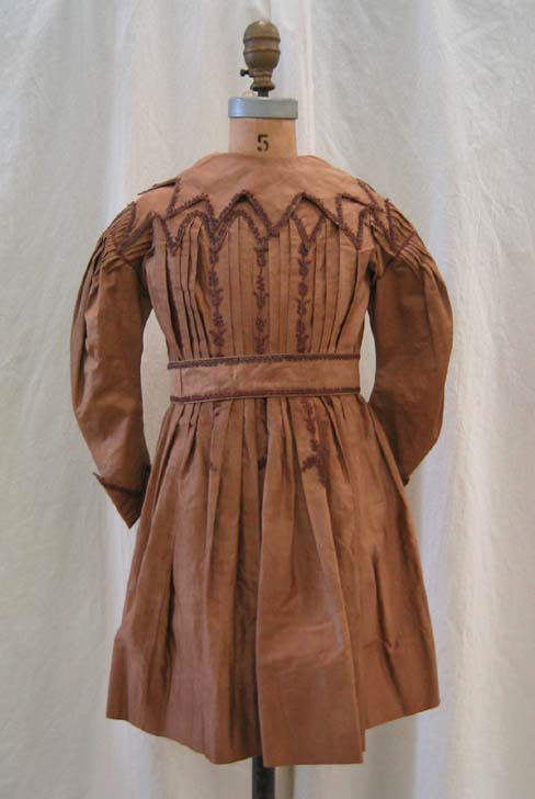 Boy’s coatdress, early 1830s, front view, The Metropolitan Museum of Art, public domain. https://www.metmuseum.org/art/collection/search/96424