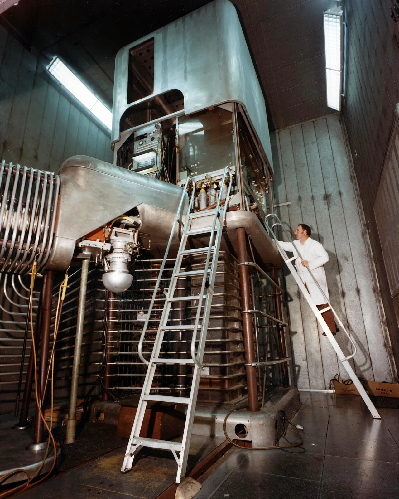 view of the SuperHILAC injector/booster at Lawrence Berkeley National Laboratory, a heavy-ion accelerator for nuclear science research. U.S. Department of Energy; public domain as a U.S. federal government work. Attribution: U.S. Department of Energy. Source: [Wikimedia Commons file page](https://commons.wikimedia.org/wiki/File:U.S._Department_of_Energy_-_Science_-_278_032_003_(16582110112).jpg). Original file, no edits; checked 18 October 2026. This is a later accelerator for context, not the machine used in the early nobelium experiments.