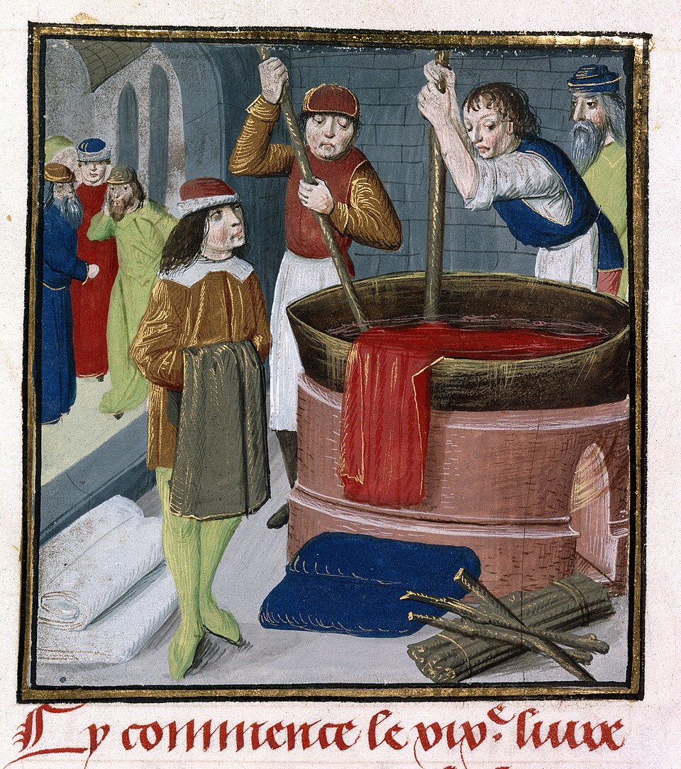 Dyers soaking red cloth, Flemish manuscript from 1482, British Library, CC0. https://commons.wikimedia.org/wiki/File:Dyers_soaking_red_cloth_in_a_heated_barrel_-_Des_Proprietez_des_Choses_(Volume_II)_(1482),_f.269_-_BL_Royal_MS_15_E_III.jpg